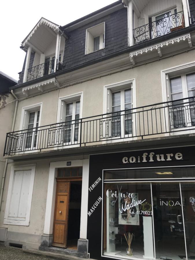 Bel Appartement T3 Au 1Er Etage Avec Cour Interieure Au Rdc - Villa Marie Bagnères-de-Luchon المظهر الخارجي الصورة