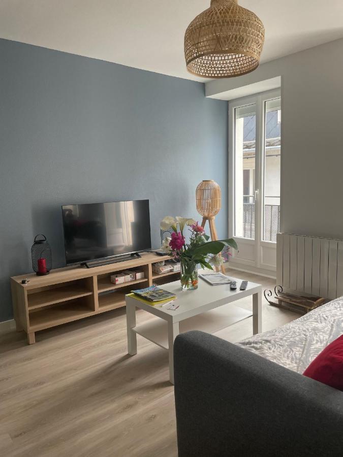 Bel Appartement T3 Au 1Er Etage Avec Cour Interieure Au Rdc - Villa Marie Bagnères-de-Luchon المظهر الخارجي الصورة